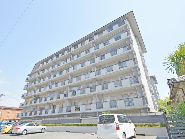 千里丘ビューハイツの外観