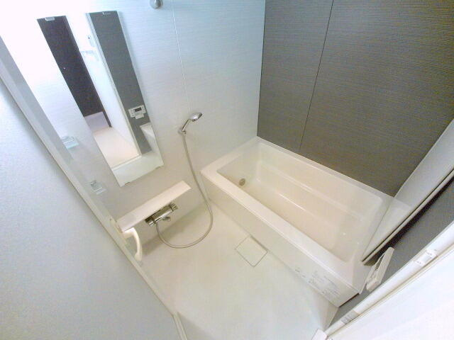 スカイヒルズの浴室