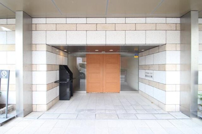 【エントランス】 | コスモシティ横浜石川町