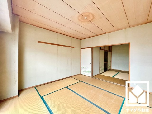 伏見日光ハイツ一号棟の寝室