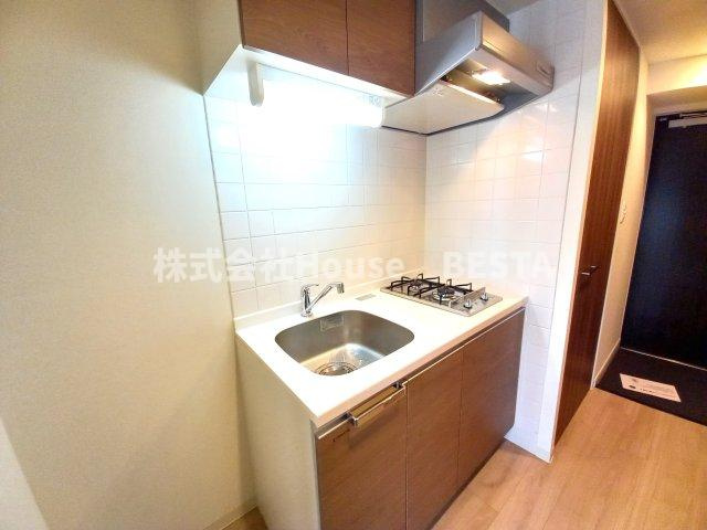 プレサンスジェネ新神戸ステーションフロントのキッチン