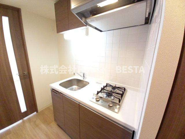 プレサンスジェネ新神戸ステーションフロントのキッチン