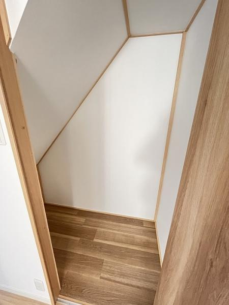名古屋市天白区島田４丁目の中古一戸建のその他|「廊下」階段下収納もございます