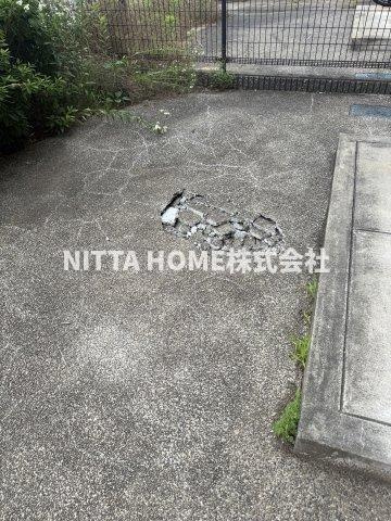 ツイン・アイリスのエントランス|清潔感のあるエントランスです♪