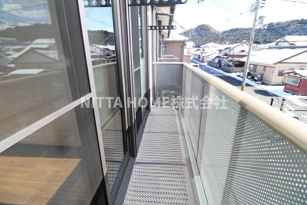 ツイン・アイリスの駐車場|並列2台無料です♪