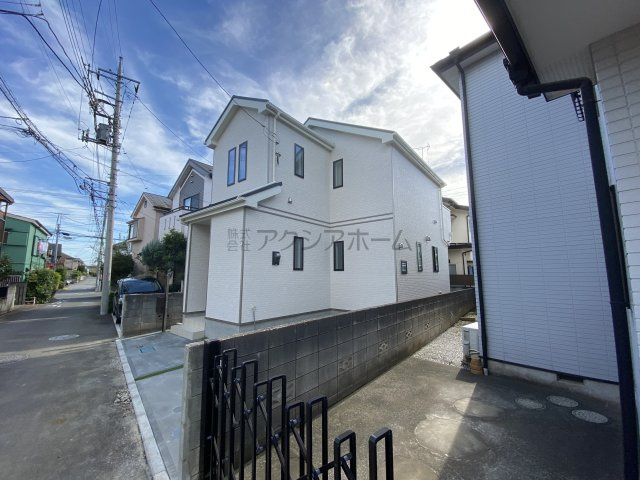 所沢市和ケ原2丁目・全1棟　新築一戸建　～リビング階段～の外観