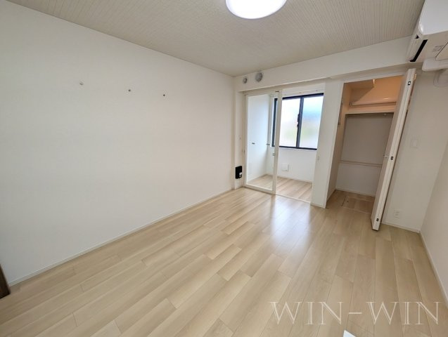 ヒカルサ豊橋東田町 Ⅰの居間・リビング