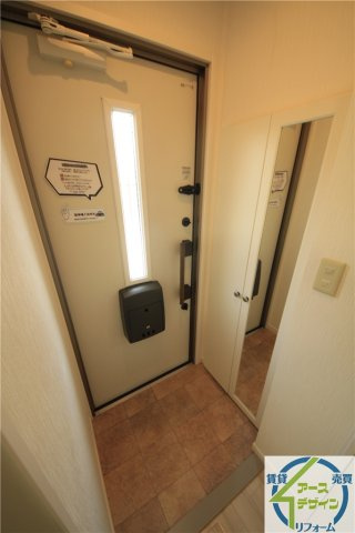 サンガーデン高津橋の玄関|※類似部屋