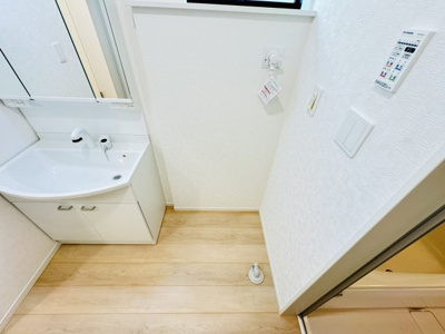 【ランドリースペース】 | 柏市新逆井１丁目新築戸建【土南部小学校：4分】 | 洗濯機置き場