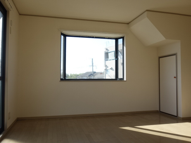 パルティーダ Ｂ棟の居間・リビング