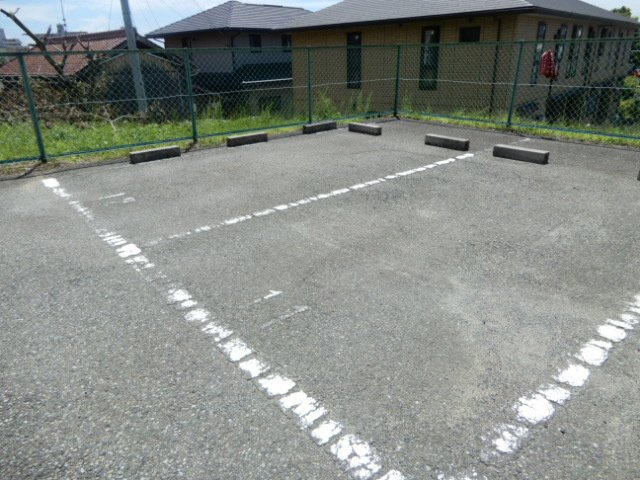 パルティーダ Ｂ棟の駐車場