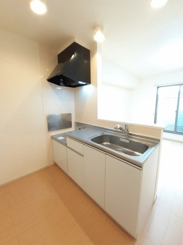 カーサ　アルベロディピノＡのキッチン|お料理しやすいキッチンです