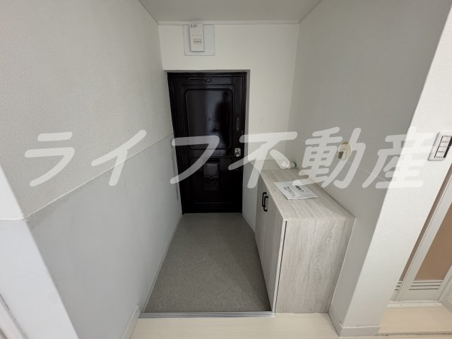 室内フルリノベーション完成！の玄関|毎日通る玄関はこちらです