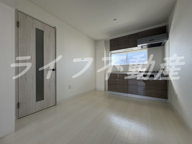 室内フルリノベーション完成！の居間・リビング|おしゃれなリビングです