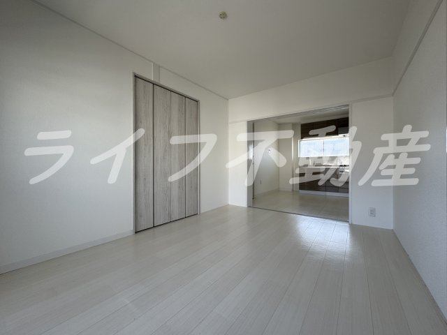 室内フルリノベーション完成！の寝室|落ち着いた色調の寝室です