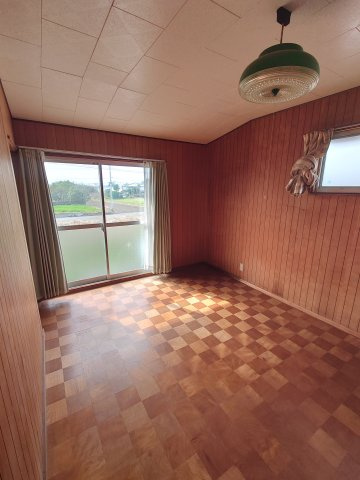 串間市大字西方の中古一戸建の洋室|2階の洋室です