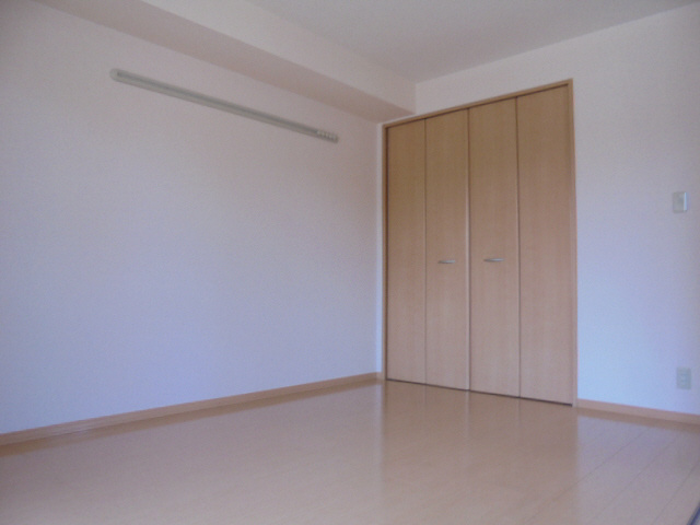 パークハイム参番館　Ａ棟の寝室