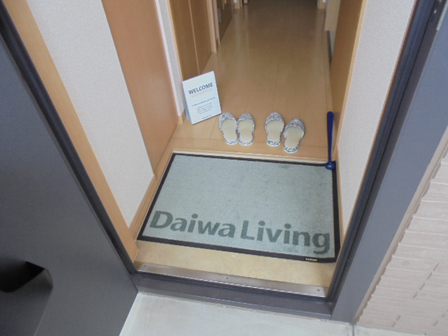 パークハイム参番館　Ａ棟の玄関