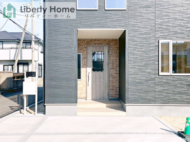 ひたちなか市堀口第4　新築戸建　1号棟のエントランス