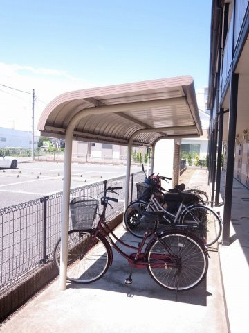 レオパレスルーチェのその他共用部分|駐輪場