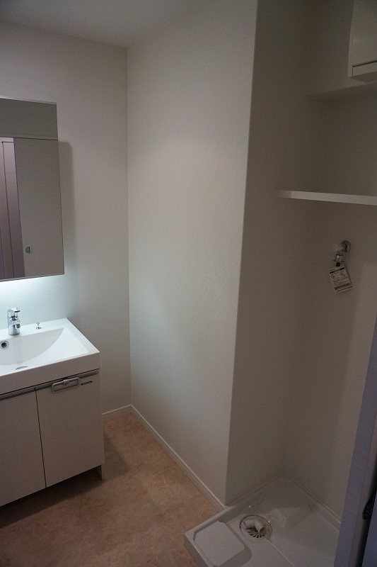 新品家具付きマンション春吉10(KaGood福岡)の洗面所