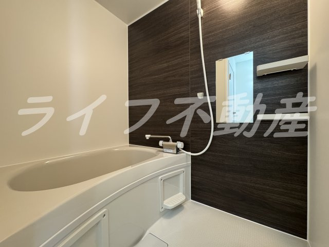 室内フルリノベーション完成！の浴室|コンパクトで使いやすいお風呂です