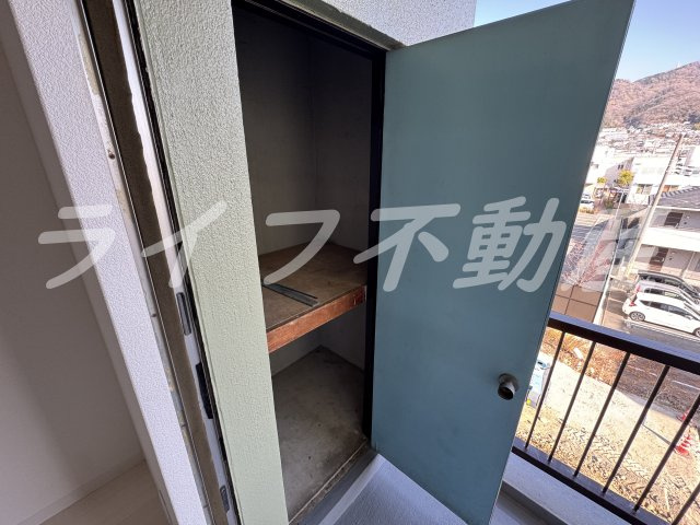 室内フルリノベーション完成！の収納|便利な収納スペースです