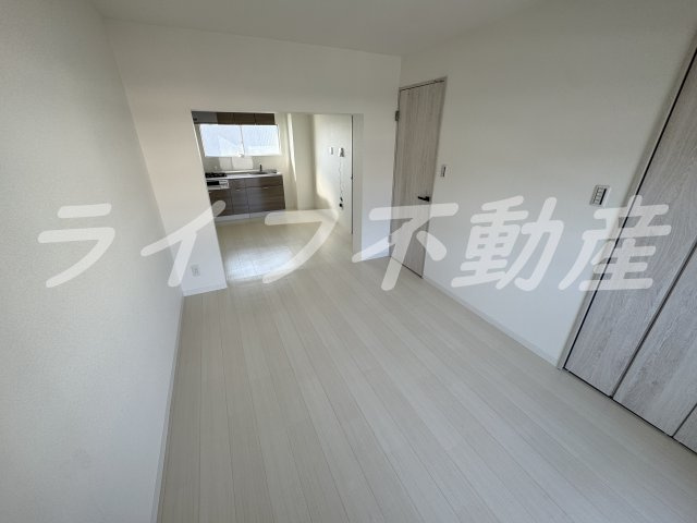 室内フルリノベーション完成！の寝室|ゆとりの広さです