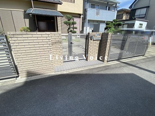 【エントランス】 | 【仲介手数料０円】秦野市並木町　中古一戸建て | 【仲介手数料０円】秦野市並木町　中古一戸建て