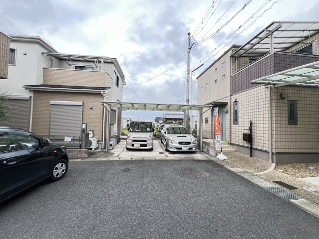 香芝市良福寺の前面道路含む現地写真
