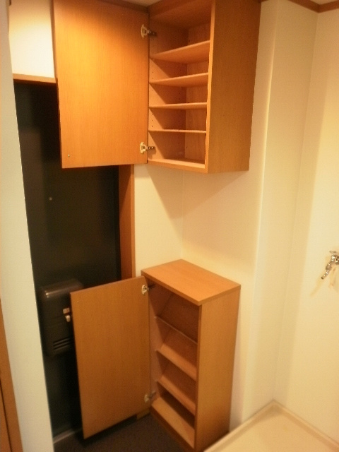 メゾン千明の玄関|シューズボックス