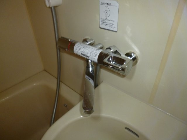 リージェント中庄Ⅱの浴室|サーモスタッド付き水栓