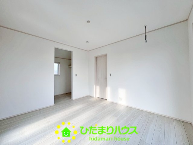 加須市多門寺　新築未使用　B　全２区画の収納