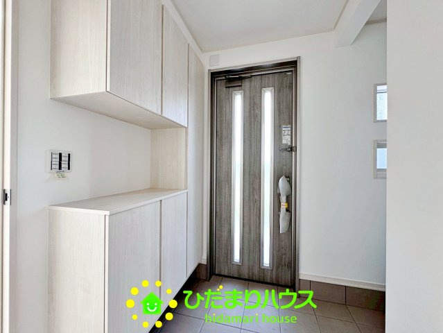 加須市多門寺　新築未使用　B　全２区画の玄関