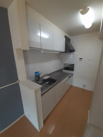 ホワイトフェリーチェのキッチン