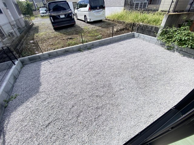 『八王子市新築戸建て』八王子市1549-3【仲介手数料無料】　１６期の庭|～仲介手数料無料☆八王子ひなた不動産～　八王子市下恩方町　新築戸建て