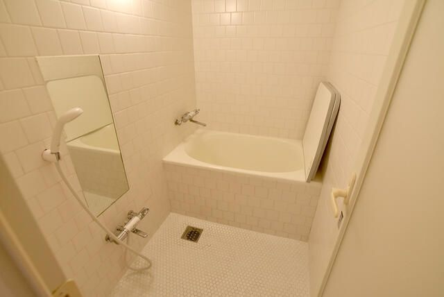 高輪ホームズの浴室