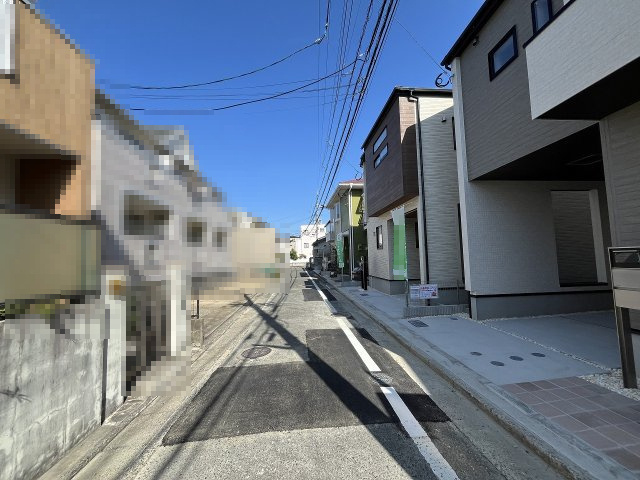 【その他】 | 福岡市早良区飯倉3丁目　1号棟（全2棟）【仲介手数料無料・0円】 | 現地写真。前面道路です。