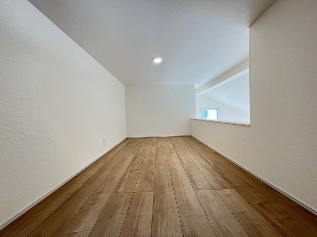 【収納】 | 福岡市早良区飯倉3丁目　1号棟（全2棟）【仲介手数料無料・0円】 | 現地写真。ロフトです。