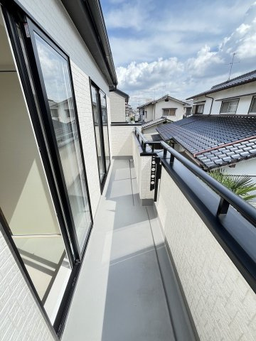 【バルコニー】 | 福岡市早良区飯倉3丁目　1号棟（全2棟）【仲介手数料無料・0円】 | 現地写真。