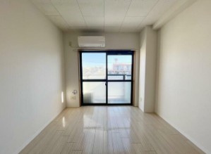 【居間・リビング】 | クエスト杉並 | 7.5帖のきれいな洋室。