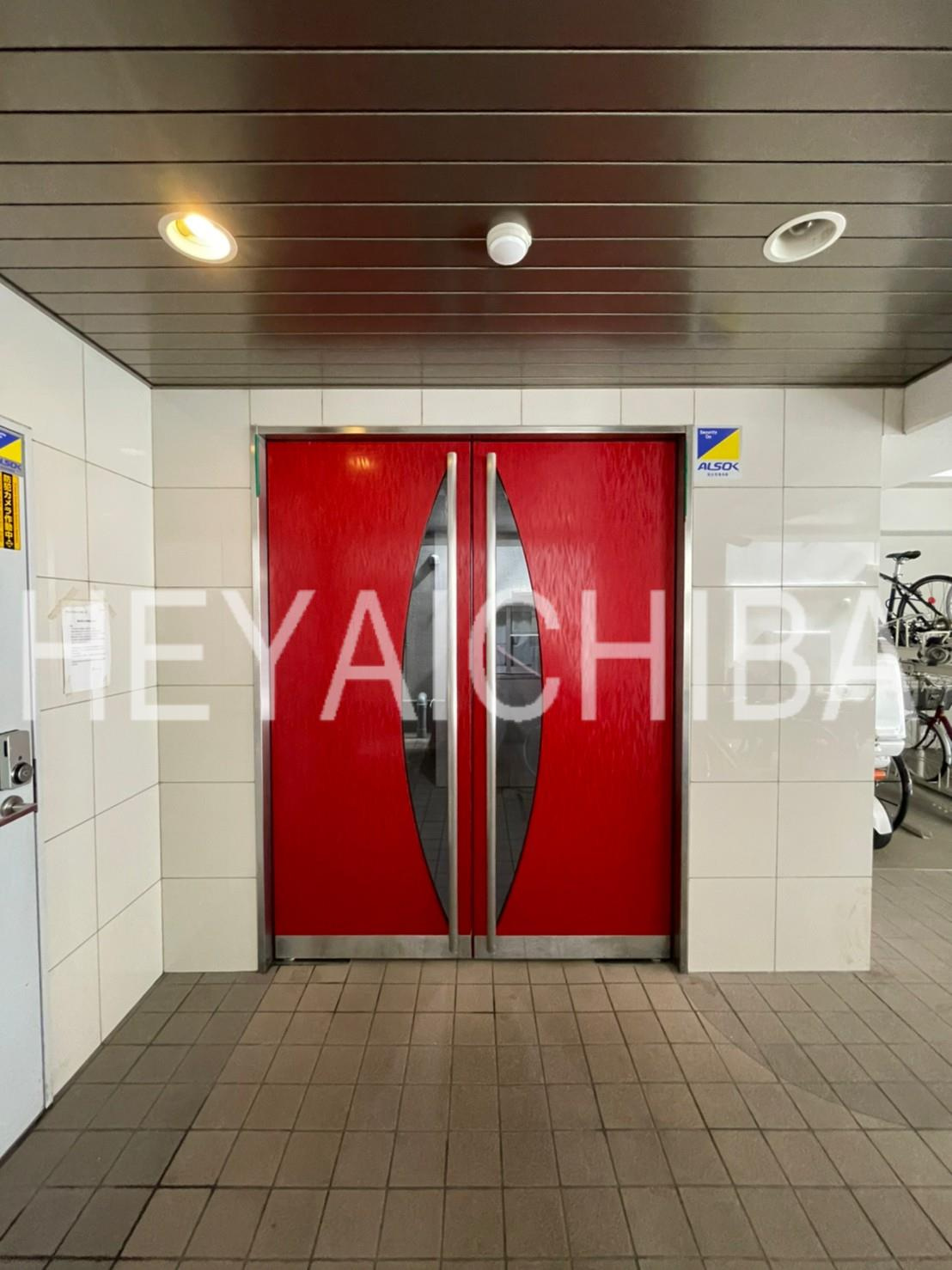 リヴシティ上野入谷のエントランス