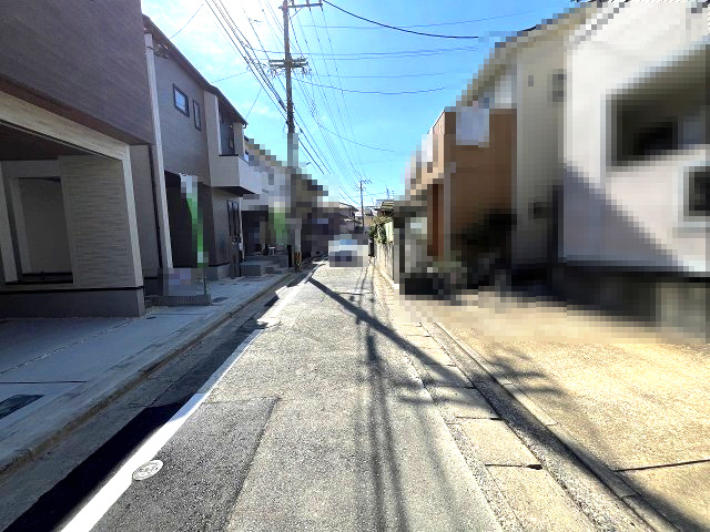 【その他】 | 福岡市早良区飯倉3丁目　2号棟（全2棟）【仲介手数料無料・0円】 | 現地写真。前面道路です。