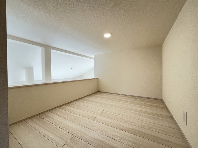 【収納】 | 福岡市早良区飯倉3丁目　2号棟（全2棟）【仲介手数料無料・0円】 | 現地写真。ロフト収納