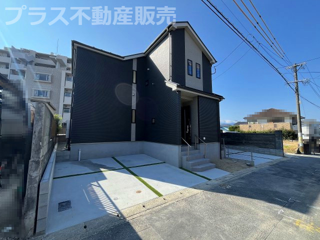 【外観】 | 福岡市早良区飯倉2丁目　B号棟（全2棟）【仲介手数料無料・0円】 | 完成しました。物件内部もご見学頂けます。プラス不動産販売にお任せ下さい。