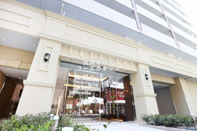 【外観】 | スプランディッド江坂駅前 | シンプルで洗練されたデザインが毎日の暮らしに心地よさをプラス