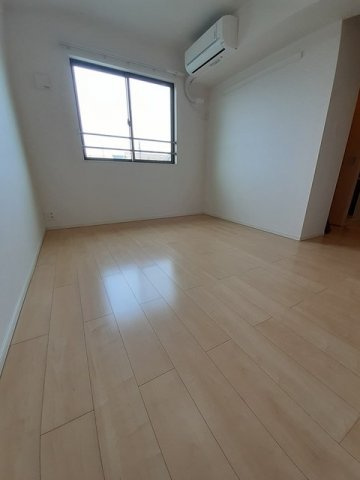 ｍａｉｓｏｎ　ｓａｔｓｕｋｉの寝室|風通しも良い寝室です☆