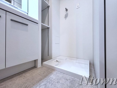 【設備】 | NorthGrande栄生 | 洗濯機置き場です