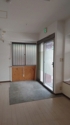  | ロイヤル又穂【　1階路面店　】