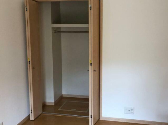 グレースコート桜新町　二人入居可　角部屋　防犯カメラ　テラスの収納